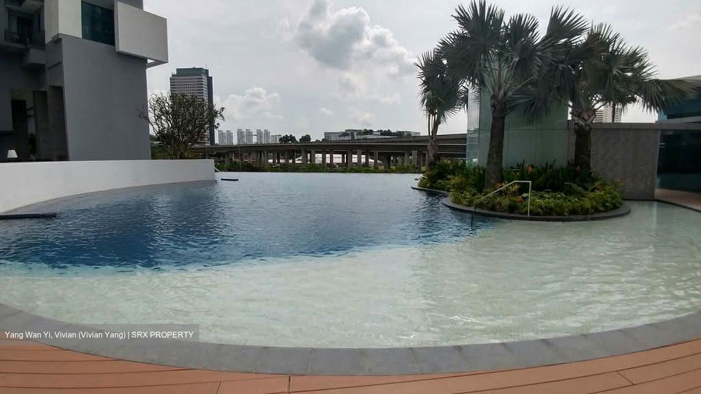 J Gateway (D22), Condominium #614107581